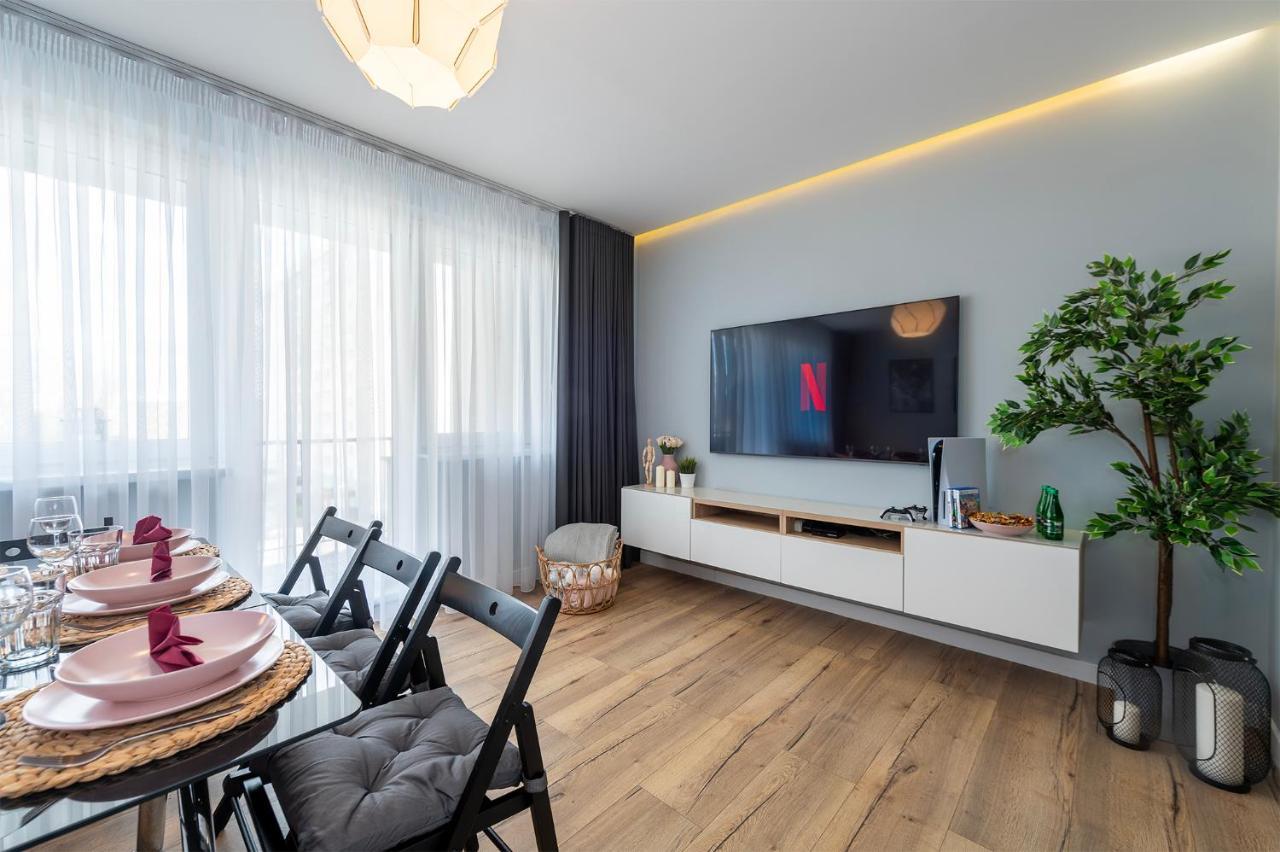 Golden Sands - Winda, 2 Sypialnie Oraz Salon, Lozeczko Turystyczne, Balkon, Play Station 5, Ekspress Do Kawy, Atlas Arena, Zoo, Fala Łódź Buitenkant foto